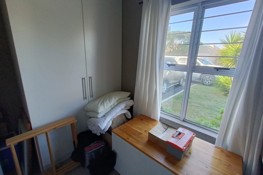 2 Bedroom Property for Sale in Sunningdale Western Cape